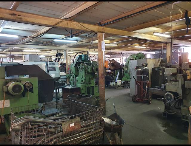 8,000M² FACTORY FOR SALE IN ALRODE